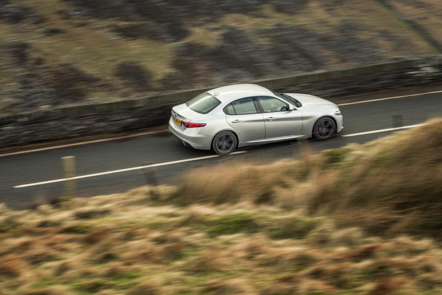  Alfa Romeo Giulia Q2 (952) 2016 года  (UK) (фото 8 из 43)
